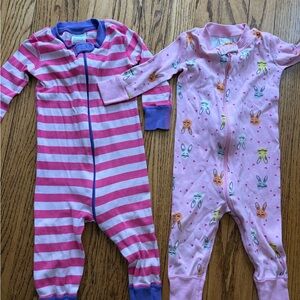 Hanna Andersson zip pajama bundle 6-12 & 9-18 months pink stripes bunnies PLAY